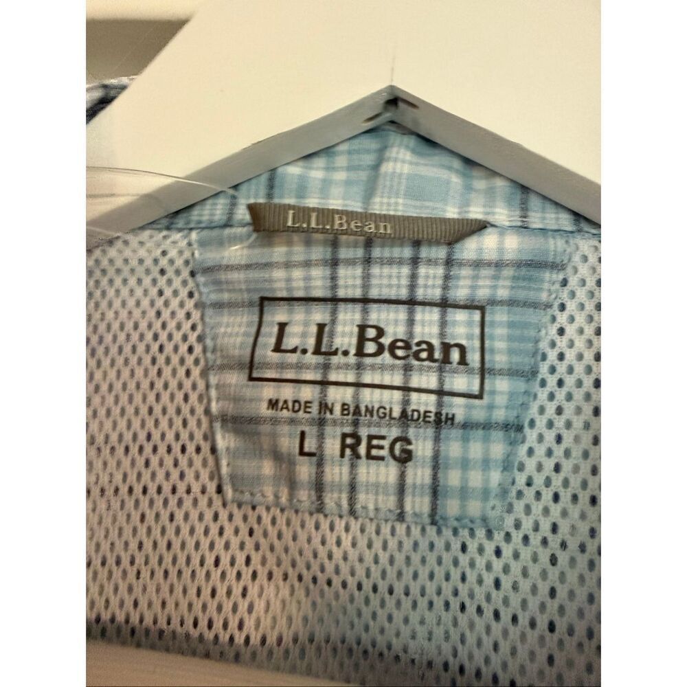 L.L. Bean NWT tropicwear blue plaid button down UPF 50 size large - Picture 4 of 11